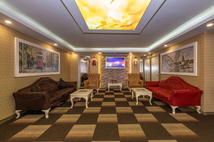 Guest Lobby