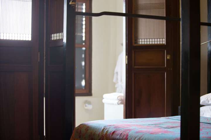 Room 6 of 35