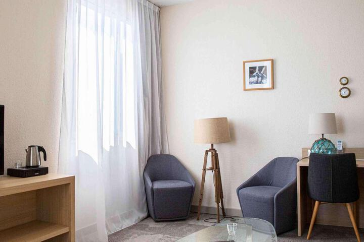 Room 43 of 57