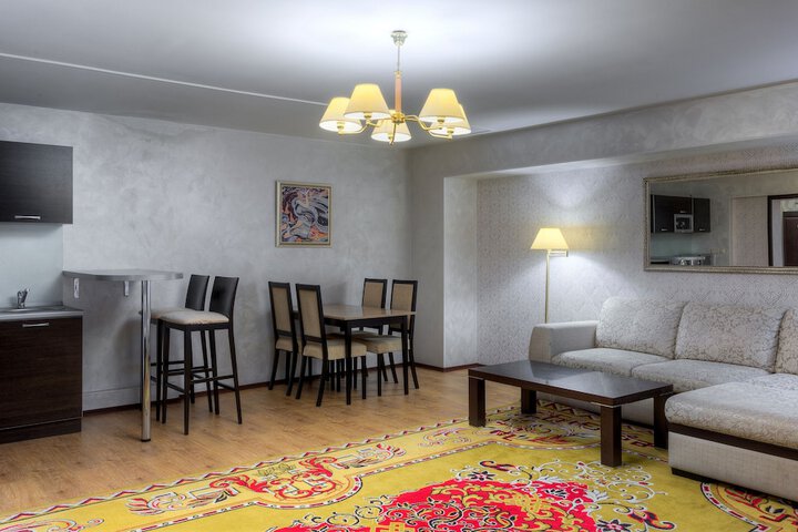Room 25 of 52