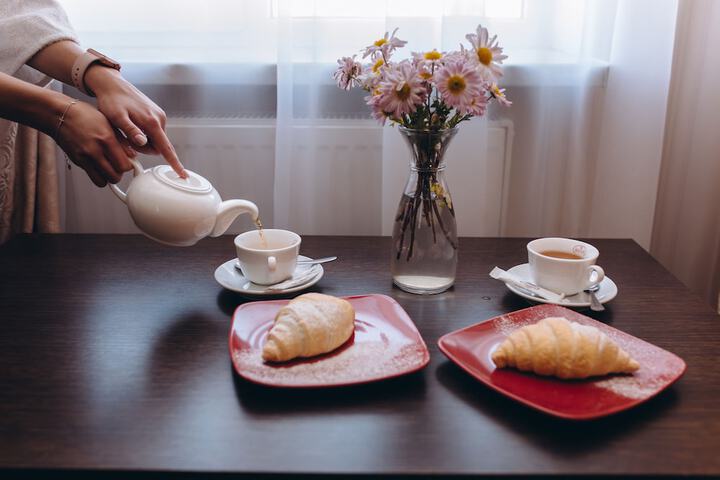 Breakfast/Coffee Service 92 of 111