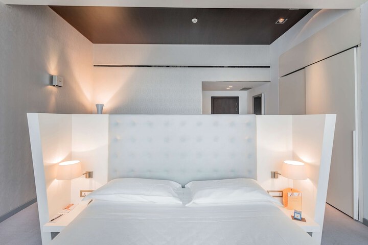 Room 22 of 139