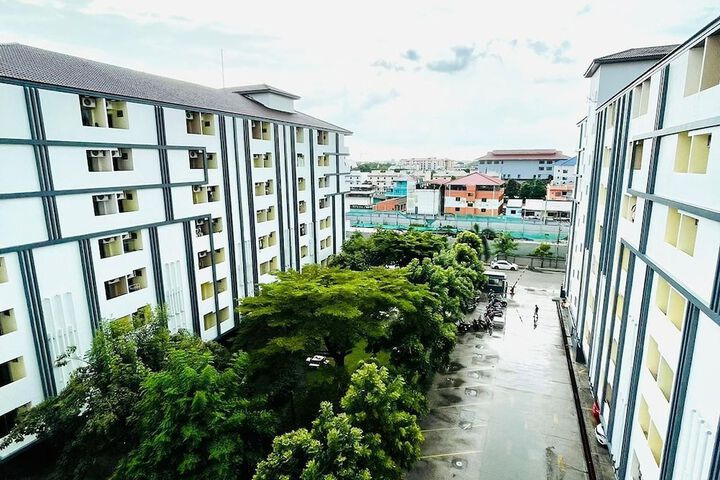 Hotel 71 of 72