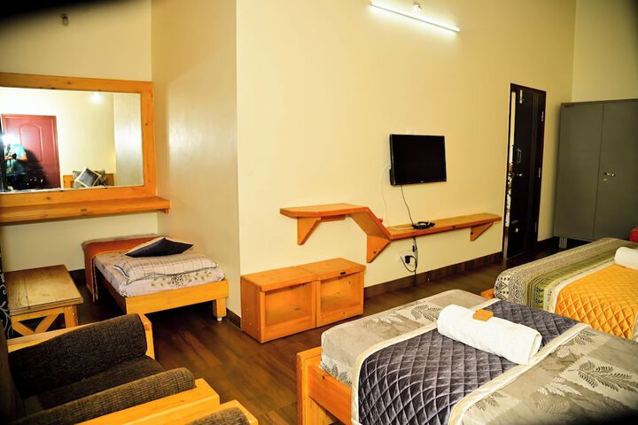 Room 48 of 62