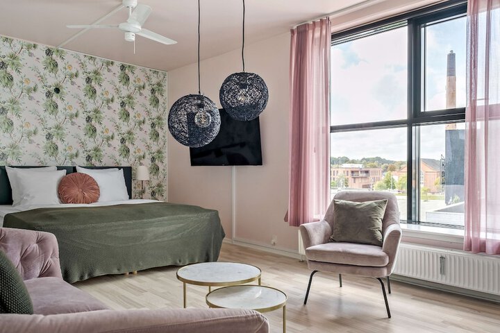 Room 26 of 125
