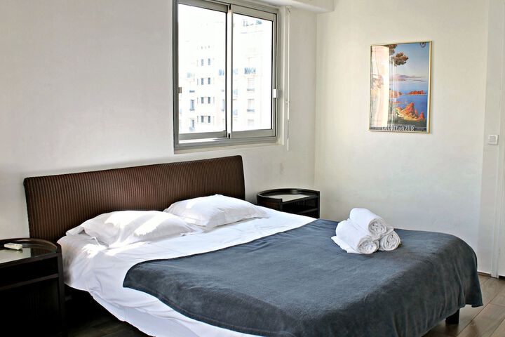 General 16 of 20