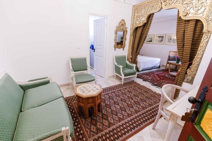 Room 19 of 29