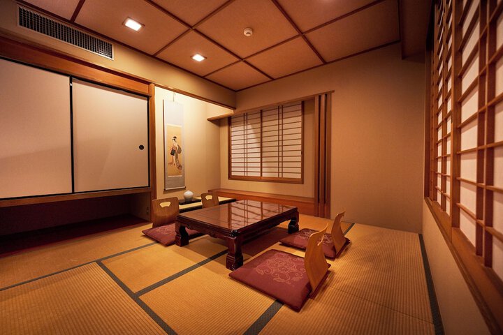 Room 20 of 97