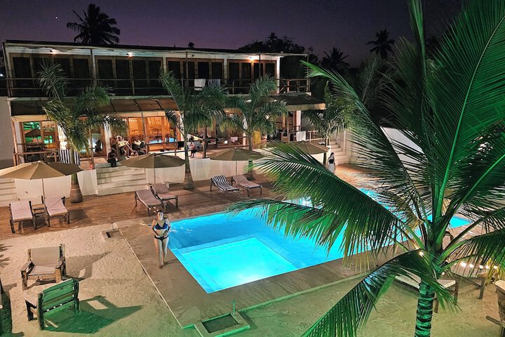 Pool 42 of 53