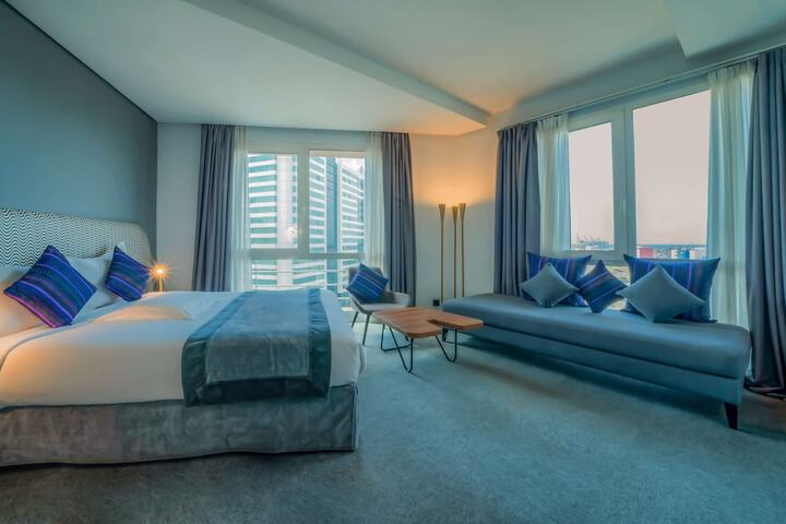 Room 11 of 35