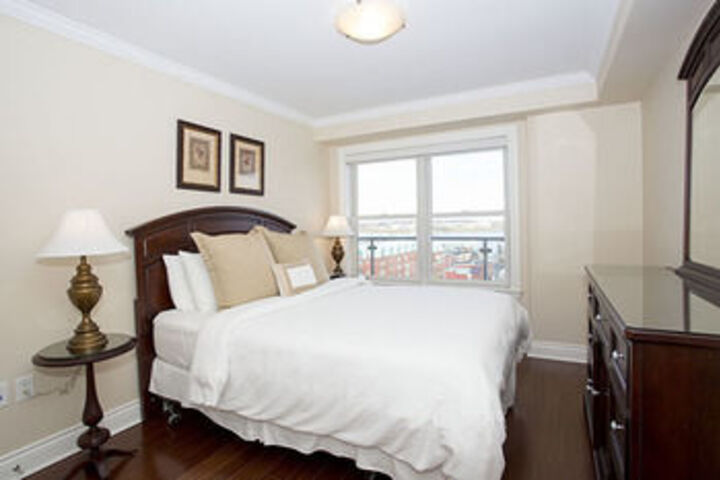 Exterior of Moore Executive Suites - Letson Court