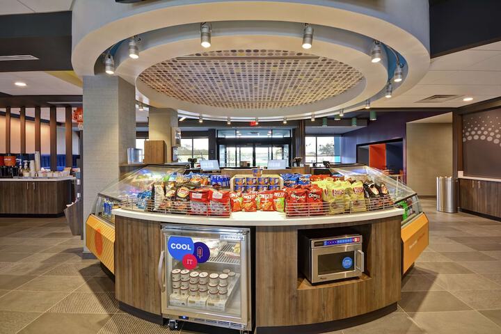 Snack bar
