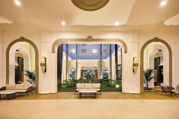 Guest Lobby