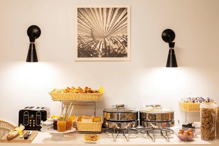 Breakfast/Coffee Service 45 of 54