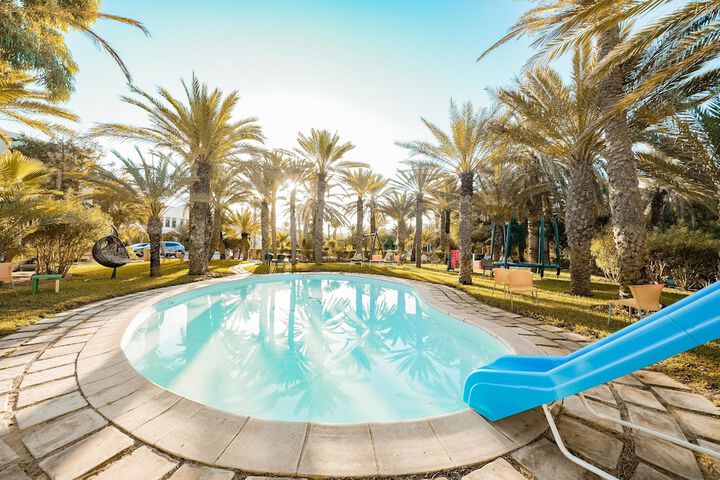 Pool 56 of 116