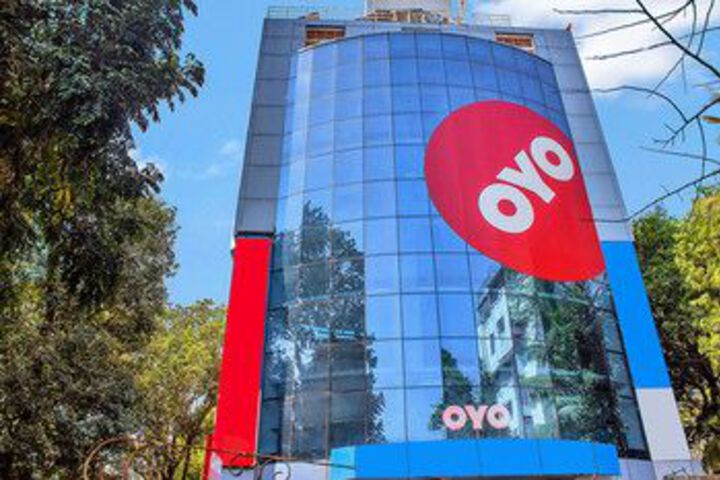 OYO 11089 Hotel Deccan 8