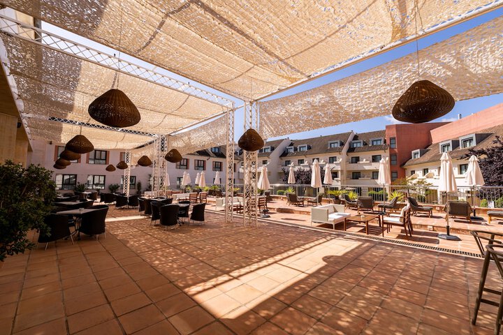 Terrace/Patio 122 of 124