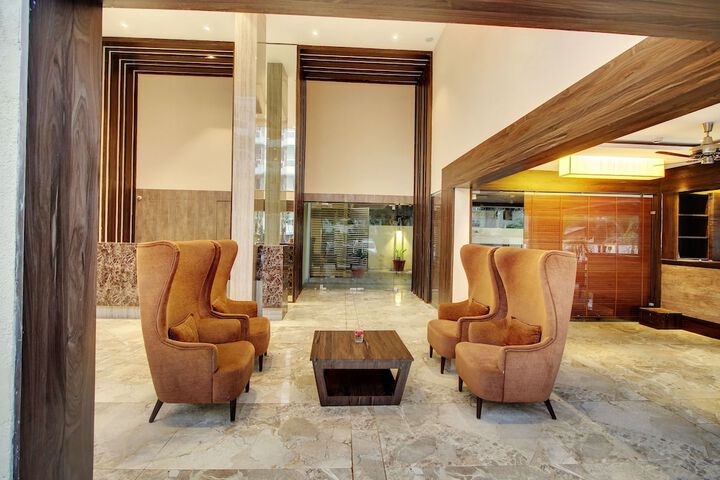 Hotel Interior 4 of 38