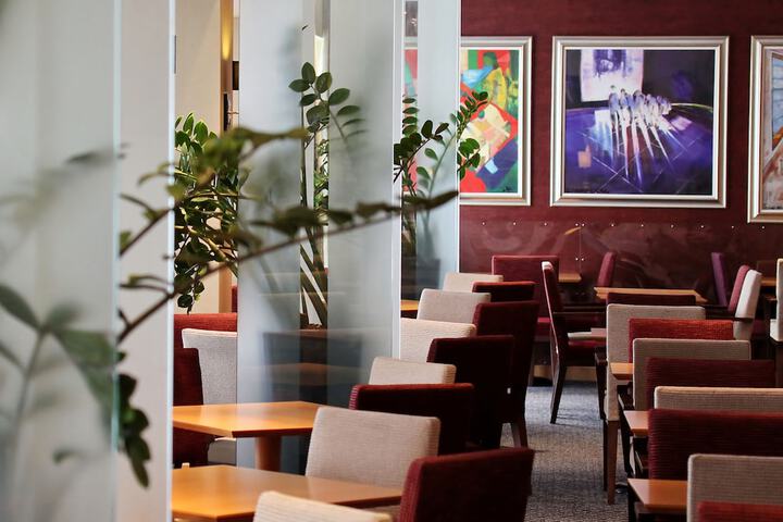 Dining Photos