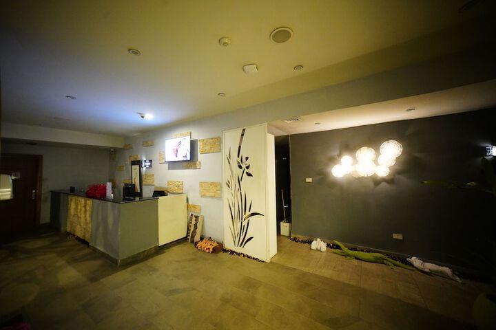 Hotel Interior 95 of 163