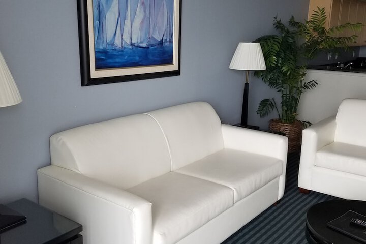 Room 95 of 190