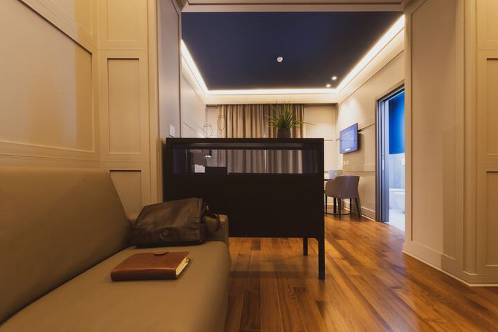 Room 56 of 120