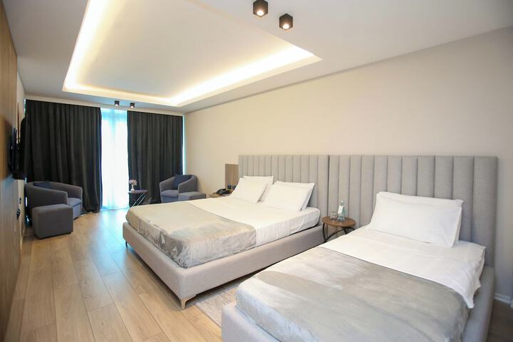 Room 26 of 47
