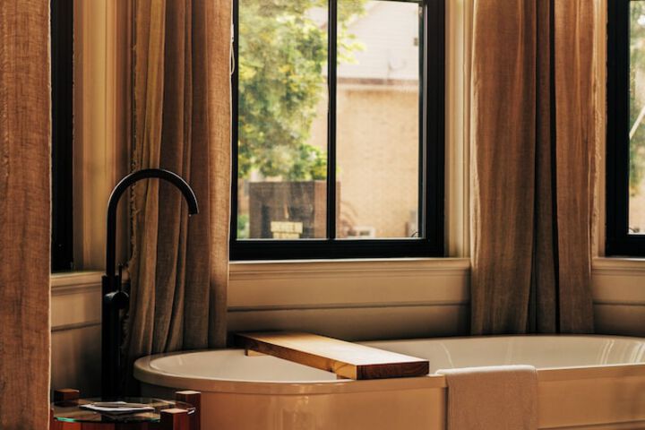 Room 10 of 39