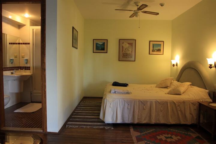 Room 10 of 57