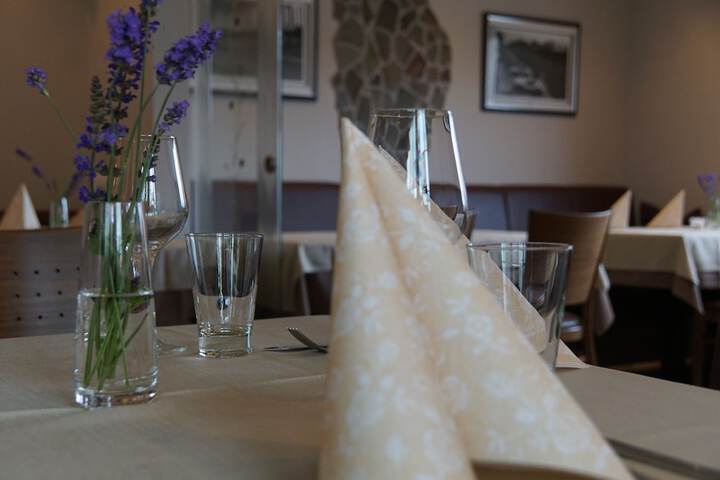 Dining 59 of 79