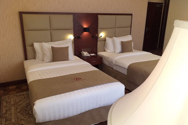 Room 6 of 45