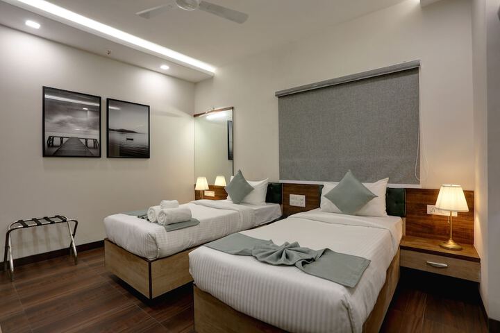 Room 43 of 57