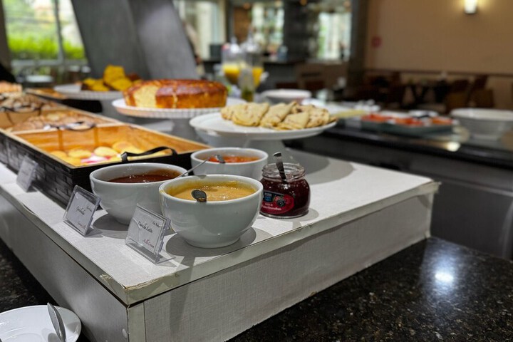 Breakfast/Coffee Service 39 of 58