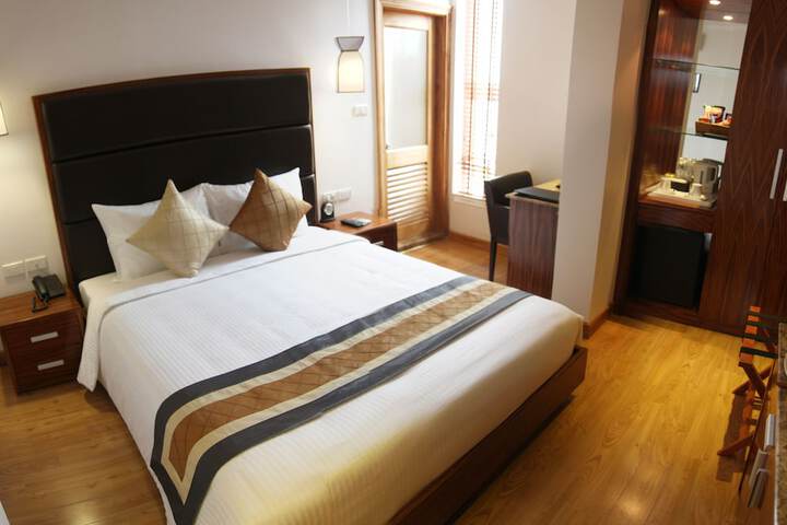Room 10 of 54