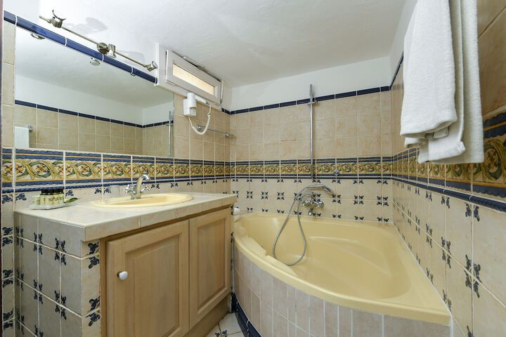 Bathroom Interior Photo