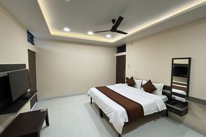 Room 18 of 26