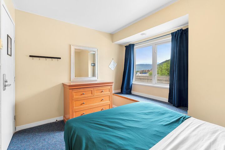 Room 47 of 83