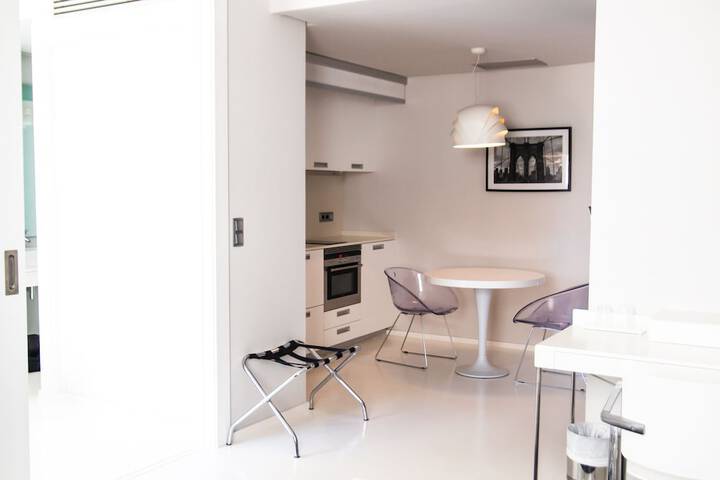 Room 3 of 59