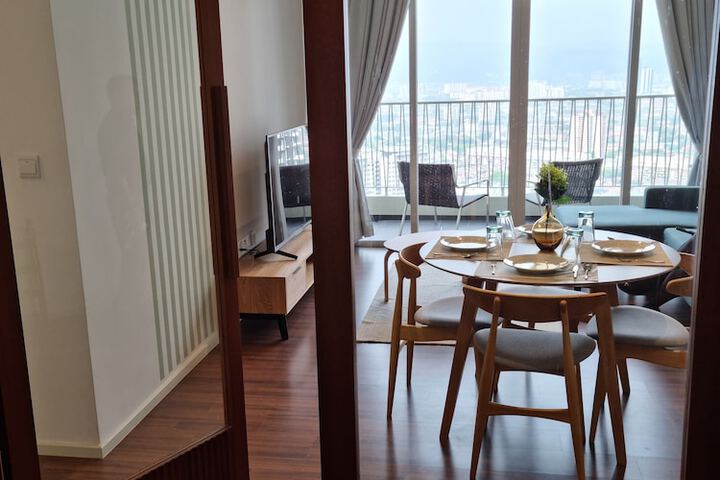 Room 15 of 30