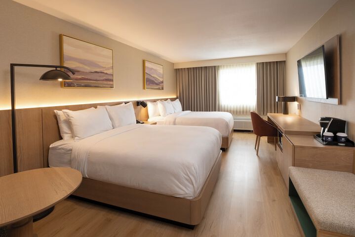 Room 10 of 42