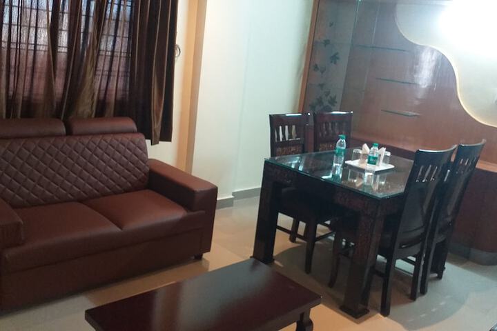 Room 5 of 44