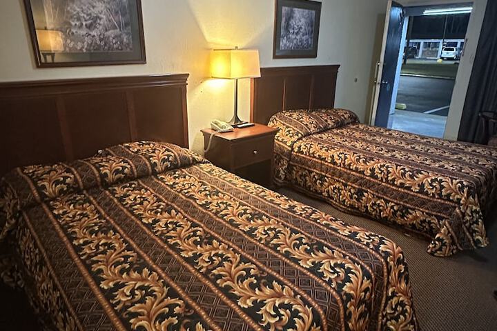 Room 2 of 15