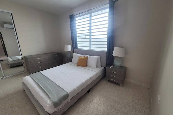 Room 10 of 31