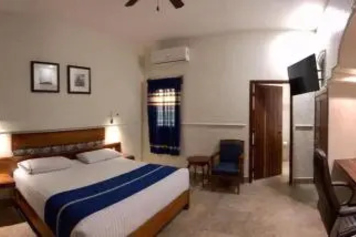 Photo of Hotel Mision San Jose