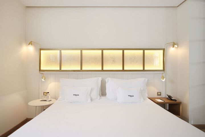 Room 9 of 45