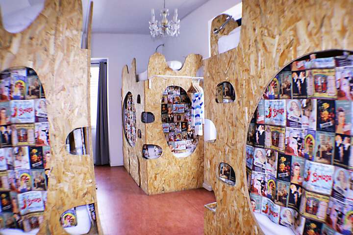 Room 11 of 68