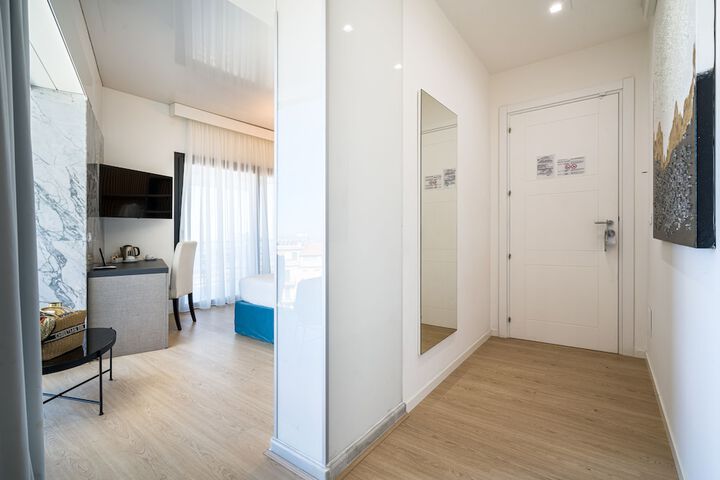 Room 26 of 113