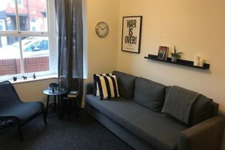 Room 17 of 19