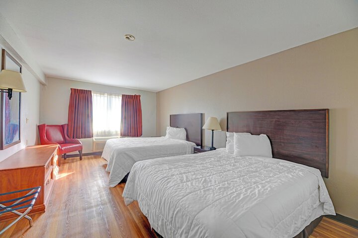 Room 17 of 46