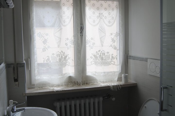 Room 15 of 24